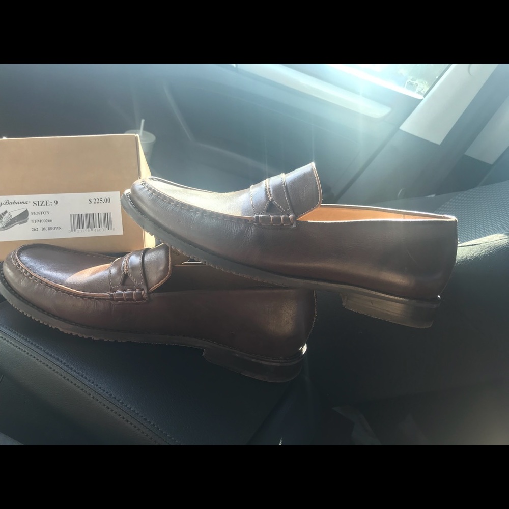 TOMMY BAHAMA MEN SHOES
